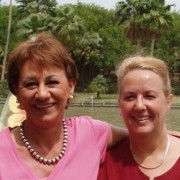 - Loti Ambrosi y Helena Chacel