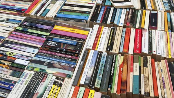 Conoce a tu público objetivo Libros-Foto-Thinkstockphotos_CLAIMA20150320_0170_27